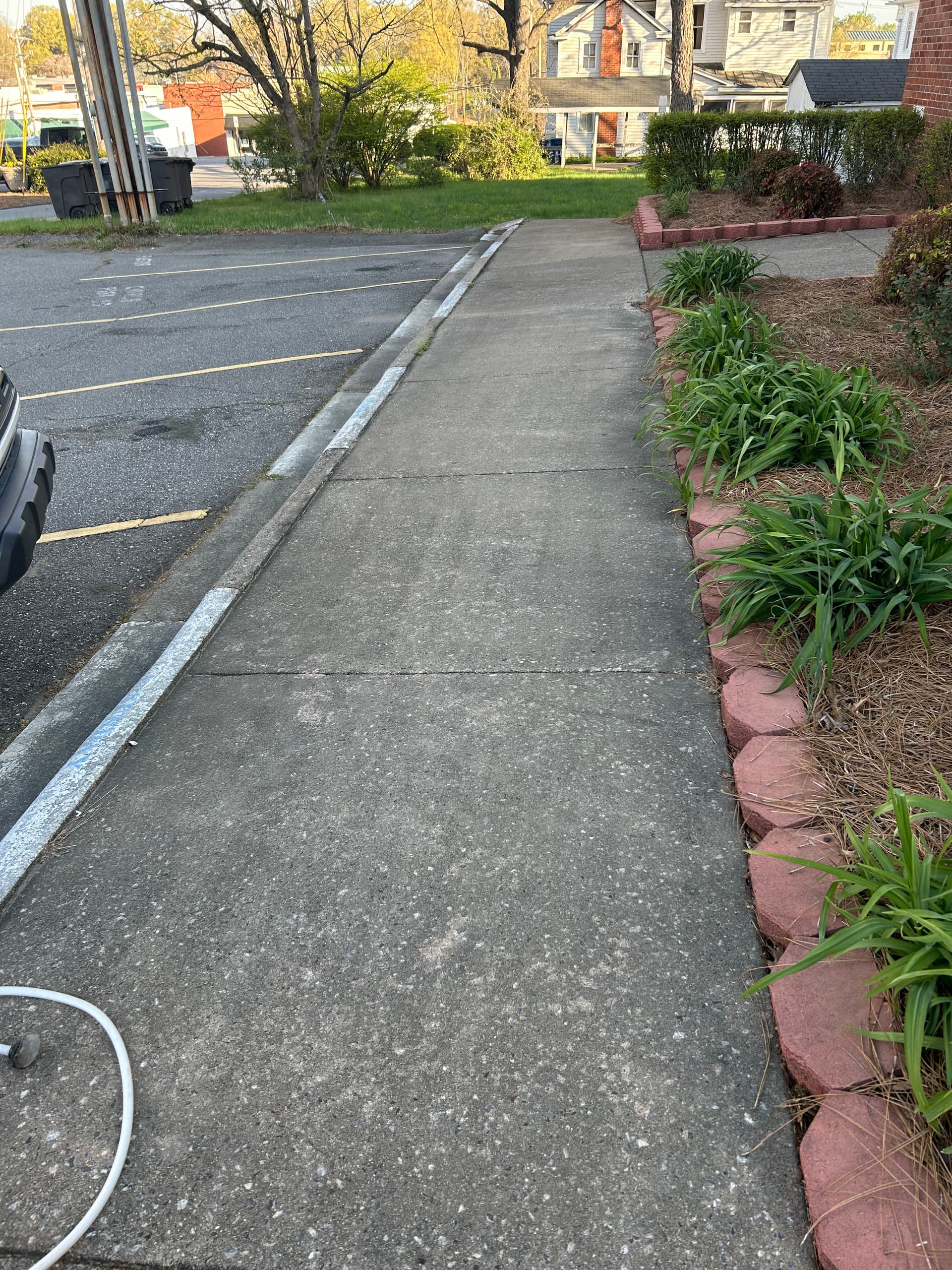 Gallery photos for Church Courtyard Cleanup in Statesville NC: Image #2